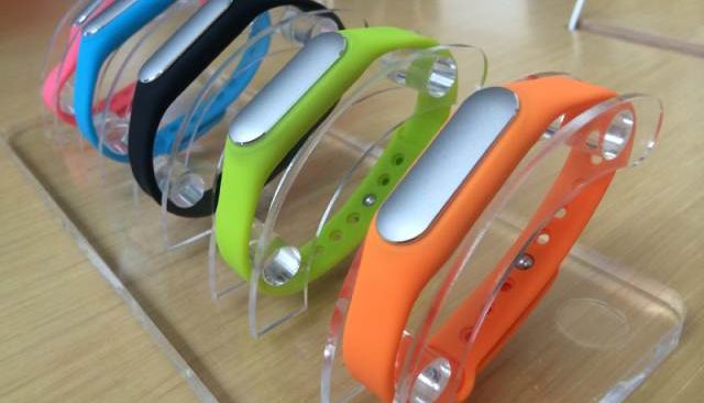 Xiaomi Mi Band is now compatible with iOS