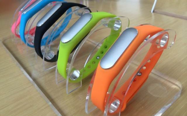 Xiaomi Mi Band is now compatible with iOS