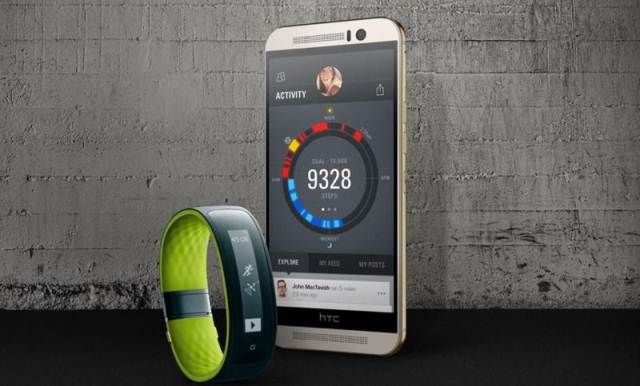 HTC Grip first bracelet connected with integrated GPS