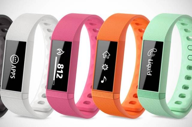 Liquid Leap Fit, Curve and Active - three new wearable Acer
