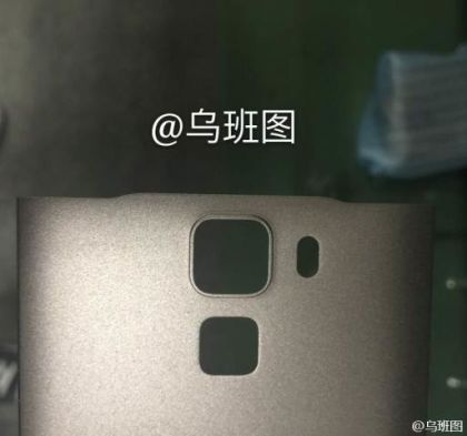 Huawei Honor 7: metal shell with fingerprint scanner?