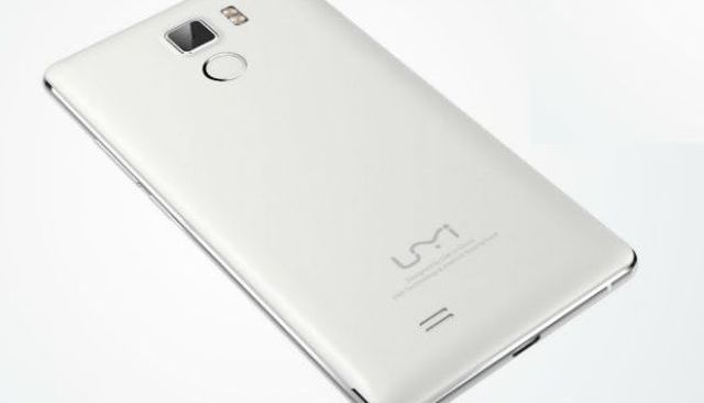 UMI Fair - smartphone with a fingerprint sensor and HD screen