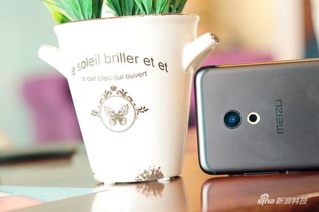 Compare Xiaomi Mi5 and Meizu Pro 6 - which is better?