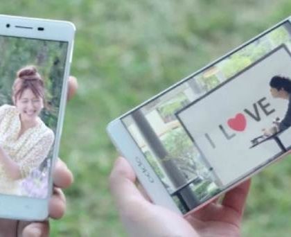 Smartphones Oppo R7 and Oppo R7 Plus appeared in ads
