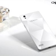 Oppo Mirror 5S - 5 inch mid-range phone