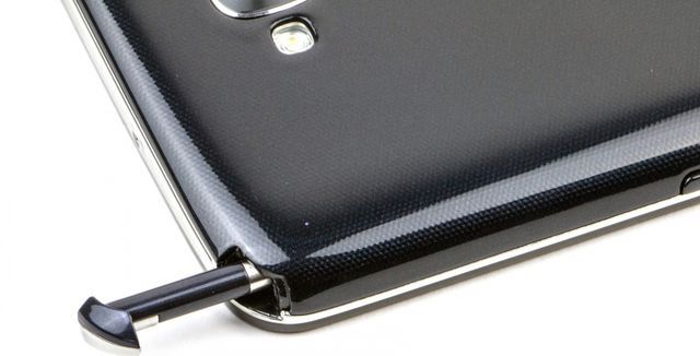 Huawei working on a stylus phablet to compete with Galaxy Note 5
