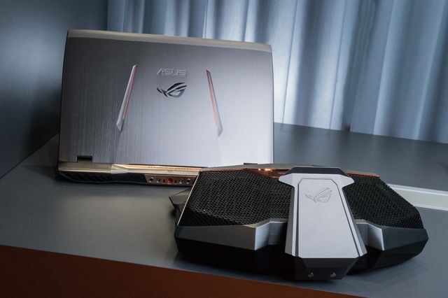 Asus renews ROG GX700 and G752 laptops for gamers